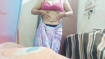 Sangeeta is sizzling and wants to have sex with Telugu