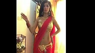 Naila Nayem hot belly dance - YouTube.MP4