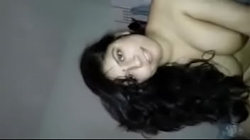 Busty Indian Bhabhi Shivani suck a massive cock