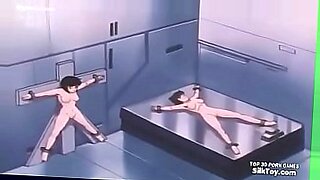 Erotica animata con stile artistico giapponese