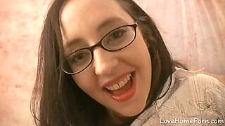 Nerdy sweetheart goes wild and gives a blowjob