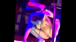 Cardi Bs verführerischer Auftritt in einem heißen Pornovideo.