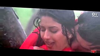 印度宝莱坞歌曲的感性PMW视频。