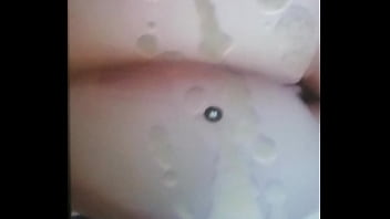 Indian girl bootylicious ass coated in cumshots