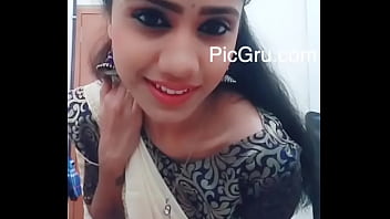 south indian naked navel show in saree
