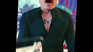 코티오 포르노 비디오: 뜨거운 코티오우 액션.