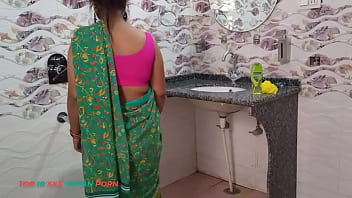 Everbest indian homemade gonzo fuckfest video in green saree