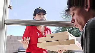 Deliver pizza