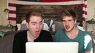 REACTING TO PORN! (with JOEY GRACEFFA)
