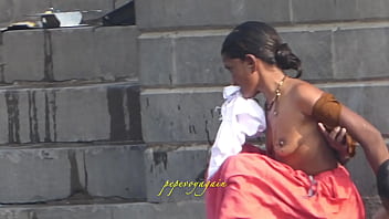 Indian desi ladies bathing at ghats