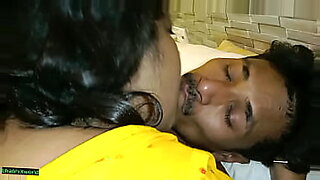 Video seks Tamil yang menampilkan seorang gadis dan kawan-kawannya