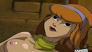 Scooby Doo wordt ondeugend in een Derpixon-video, hilarisch plezier.