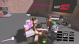 Roblox gameplay meets tit job in steamy video.