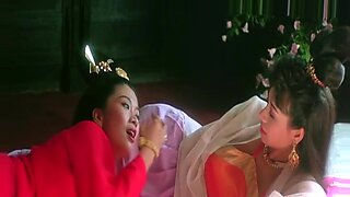 Filem lembut Asia vintage dengan adegan sensual yang tiada henti.