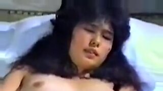 Un clásico porno vintage japonés con sensuales bellezas asiáticas.