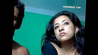 Pasangan Sri Lanka merayakan hari jadi mereka dengan seks liar.