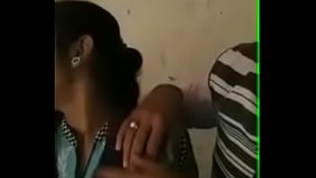 indian bhabhi kissing hook-up