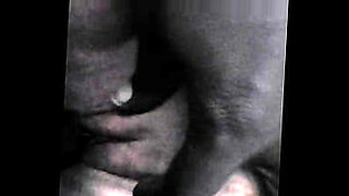 Video terbaru Vxmg menampilkan seks panas dengan zakar besar.