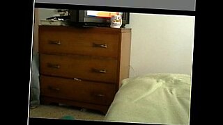 PNG 하이랜드에서 촬영된 핫한 장면들. 카메라에 담긴 노골적인 섹스