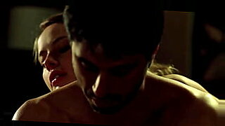 모야 로월의 지글지글한 섹스 테이프: 원시적인 열정과 강렬한 쾌감.