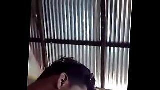 당신의 쾌락을 기다리는 Assamese XXX 비디오.