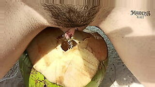 Coconut kitty mastubating with dido