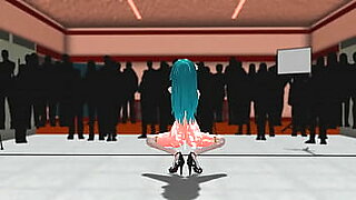 hatsune miku got tired of being an idol and now