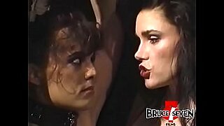 BRUCESEVENFILMS - Dyke Alexis Payne aroused by BDSM whipping