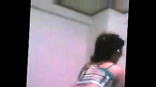 Zabi Gull Rely protagoniza un video de sexo ardiente.