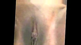 Saudi beauty explores her wild side with a big cock.