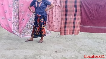 Bengali Desi Village Wife and Her Boyfriend Dogystyle shag outdoor