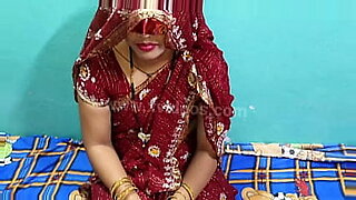 Desi bhabhi wordt ondeugend in Hindi seksvideo's